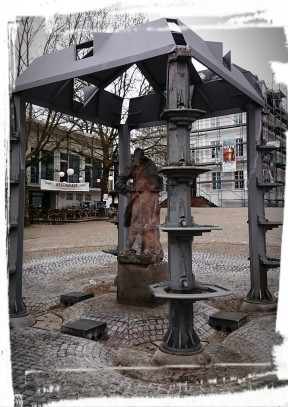 Brunnen auf dem Schlossplatz, Saarbrücken